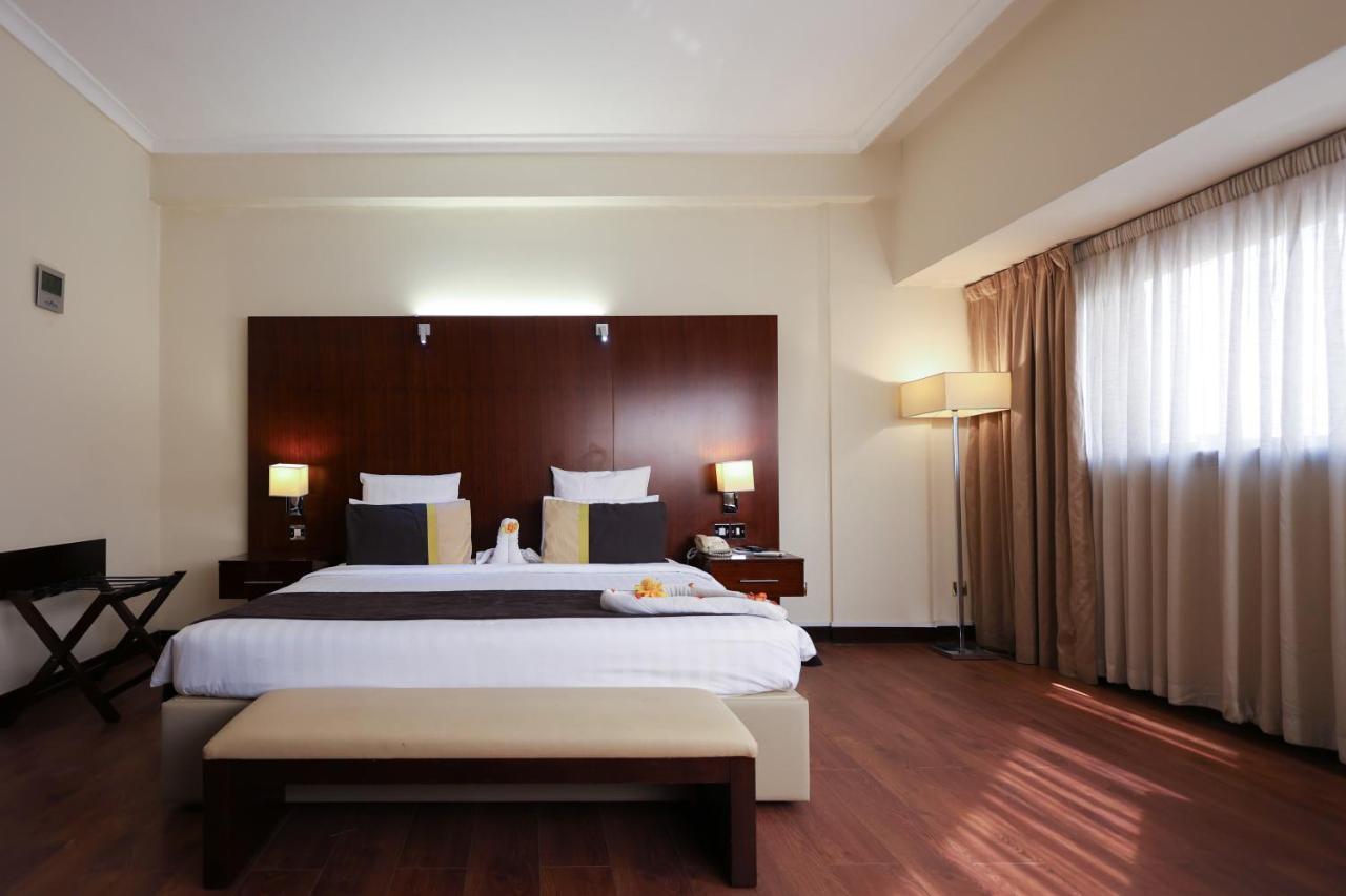 Aavri Hotel Dubai Exterior photo