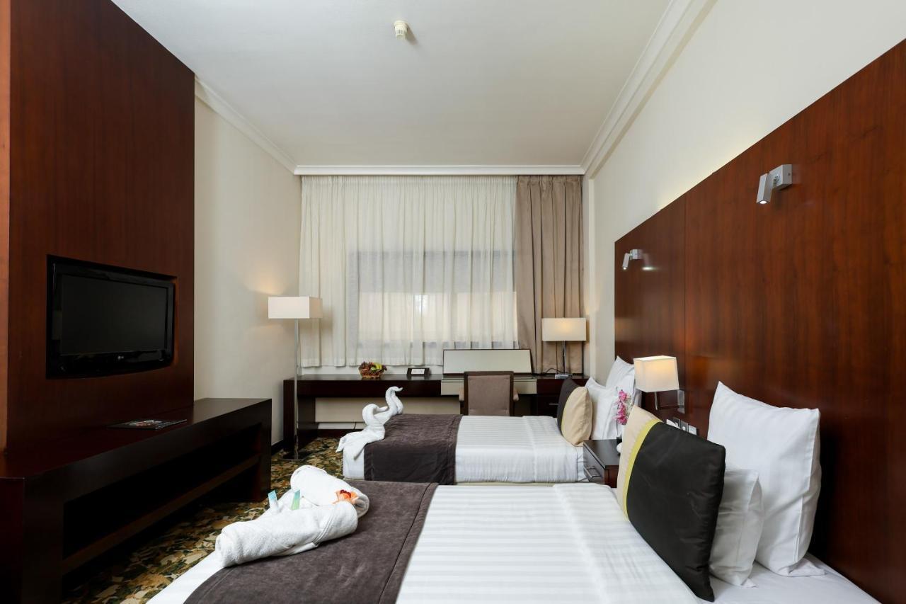 Aavri Hotel Dubai Exterior photo